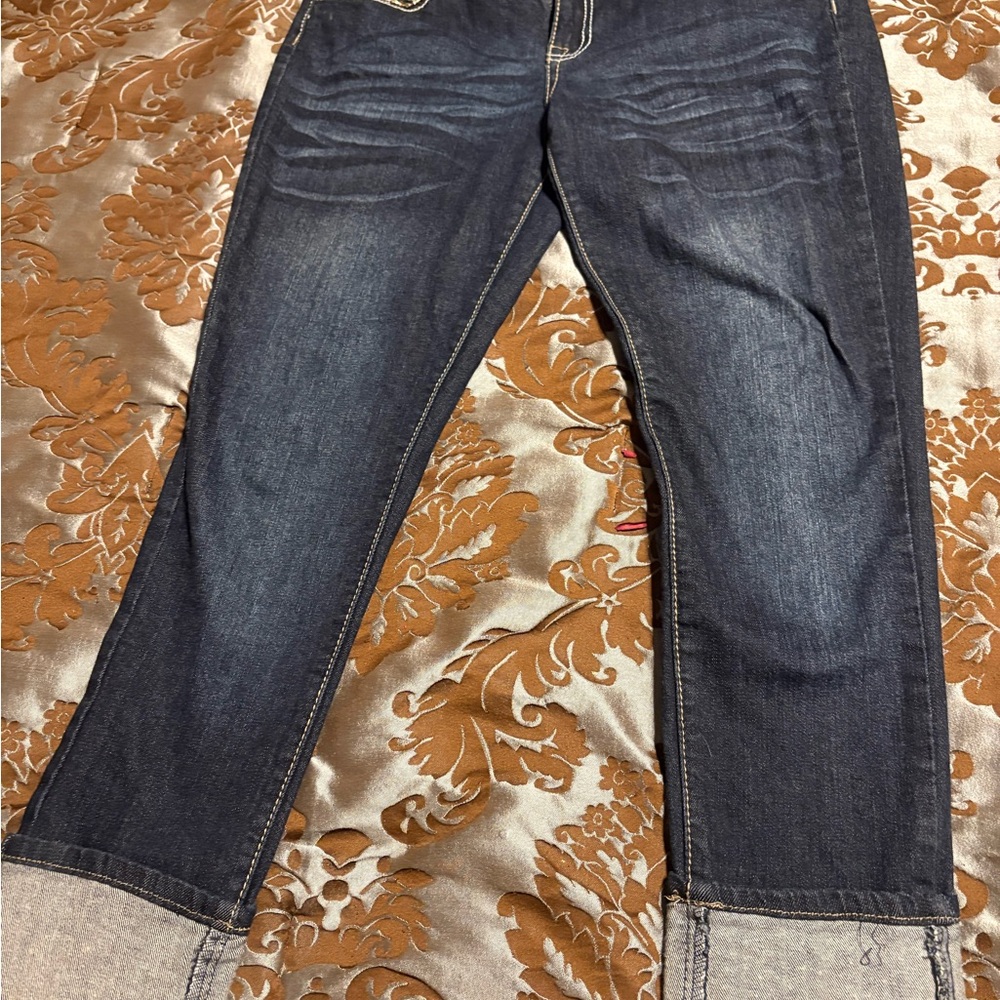 Rue21 Women's Deep Indigo Cropped Jeans
